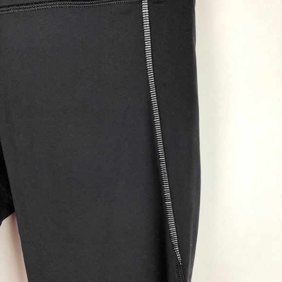 Lululemon On Track Crop (19") Black Luxtreme - Picture 14 of 15